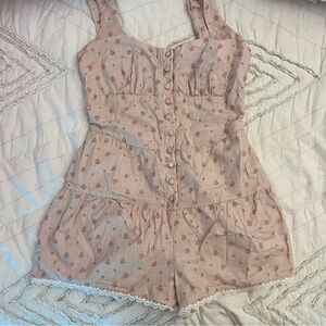 Backyard Roses XS tiered romper